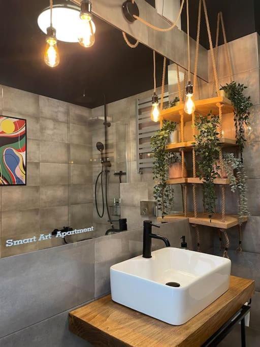 Appartamento Smart Art :) Z Bezplatnym Parkingiem Podziemnym Kielce Esterno foto